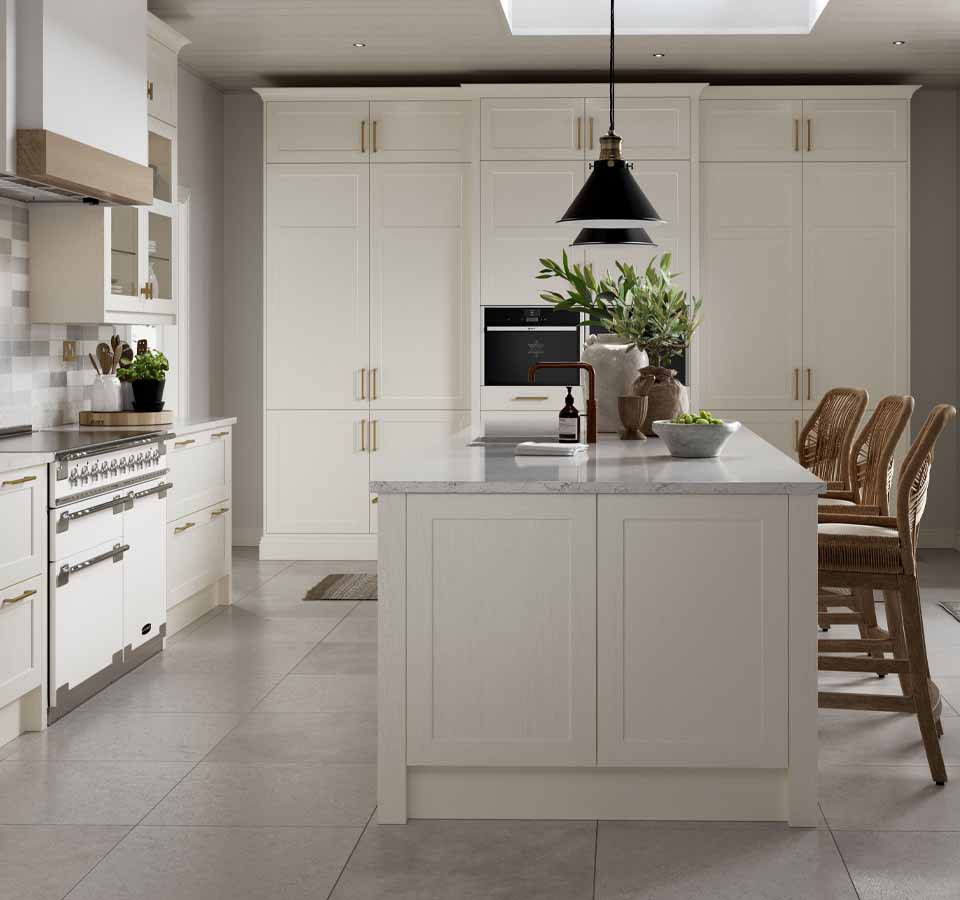 Fitted Traditional Kitchen